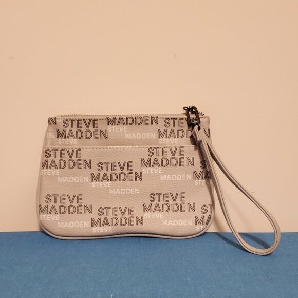 Steve Madden Grey Double Zipper Wristlet with Detachable Strap - Picture 2 of 5
